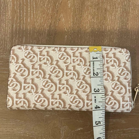 Coach Long Zip Around Wallet With Signature Monogram Print - Picture 4 of 5